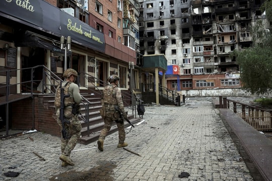 Nga kêu gọi lính Ukraine ở Pokrovsk đầu hàng để giữ mạng