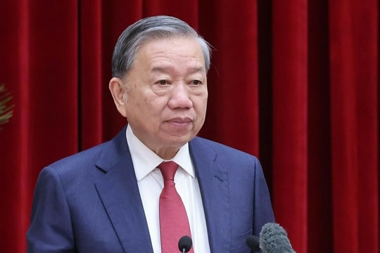 Khai mạc Hội nghị Trung ương 14