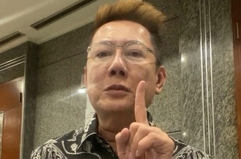 Ông Nawat trả giá