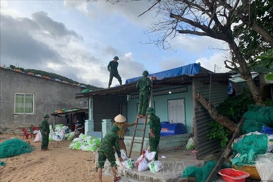 Kích hoạt cao nhất các phương án ứng phó với bão số 13