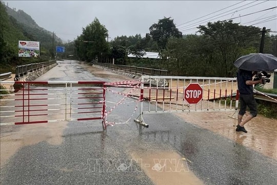 Khẩn trương đánh giá tình trạng kỹ thuật, chất lượng của cầu, công trình vượt sông