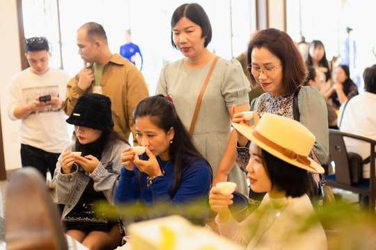 Khởi động cuộc thi 'GEN TEA 2025 - Thắp hồn trà, khơi sức trẻ'