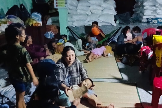 Đêm thấp thỏm trong tâm bão Kalmaegi