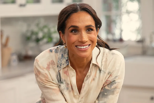 Meghan Markle trở lại đóng phim