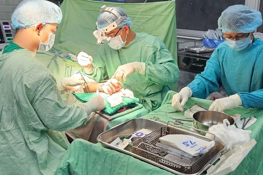 Xuyên đêm cứu đôi tay bị chém đứt lìa