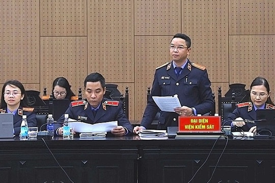 'Chức càng cao, càng phải nhận thức sâu sắc đánh bạc là phạm pháp'