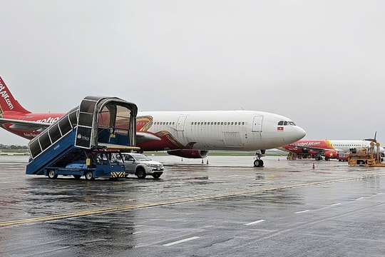 5 sân bay tạm dừng tiếp nhận tàu bay