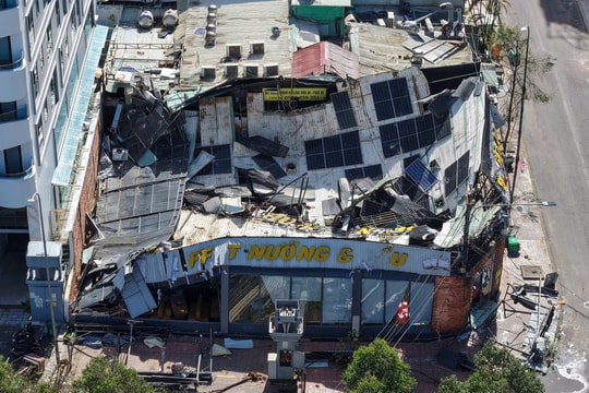 Hàng loạt cơ sở du lịch Quy Nhơn đổ nát, mất tiền tỷ sau bão