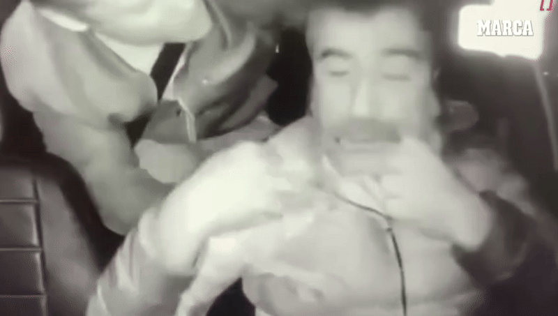 Võ sĩ quyền Anh đối mặt án tù vì cắn tài xế taxi