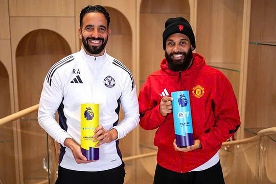 Man Utd giành cú đúp giải thưởng Ngoại hạng Anh