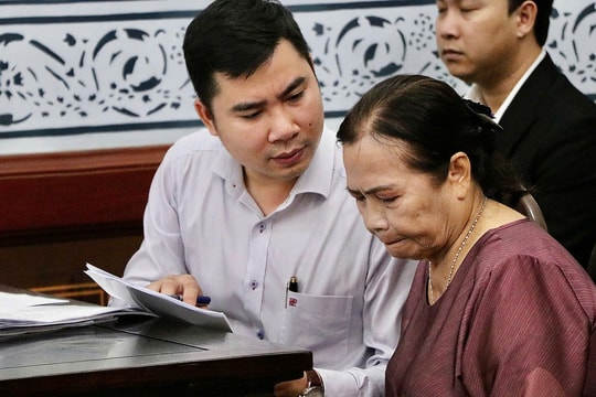 Mẹ cố diễn viên Đức Tiến muốn nhận nhà con trai để lại