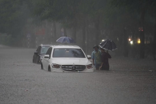 Những thứ âm thầm phá xe sau bão dễ bị bỏ qua