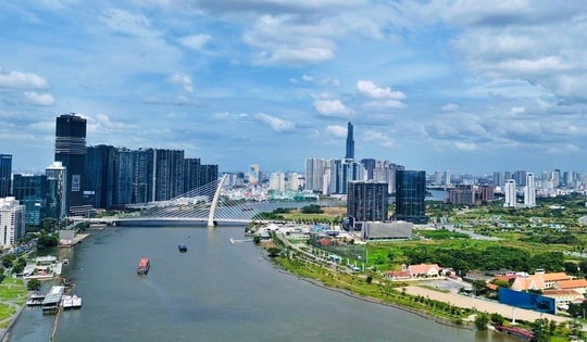 Chính phủ điều chỉnh loạt chỉ tiêu kinh tế, đưa Tp.HCM thành siêu đô thị đa cực