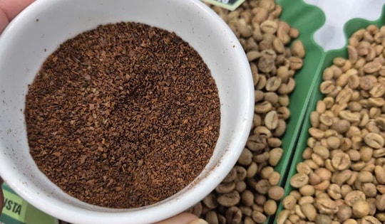 Giá cà phê hôm nay 7-11: Bất ngờ bốc hơi 3 con số