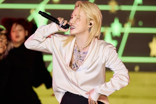 Jack trước khi bị cấm diễn 9 tháng