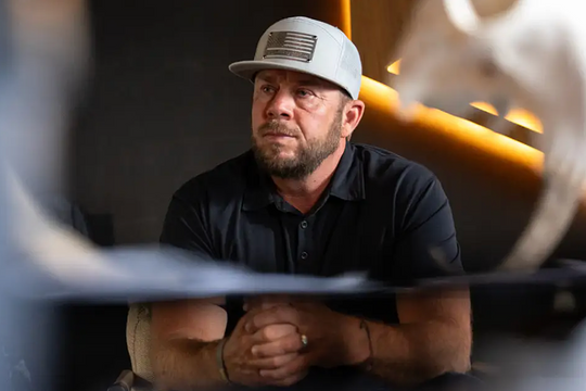 Mất bạn khi giàu lên