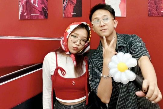 Các cặp đôi thực hiện ước mơ cùng đi concert G-DRAGON