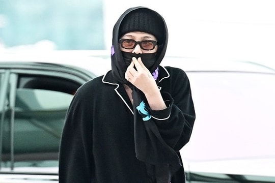 G-Dragon biến đồ ngủ thành mốt hot