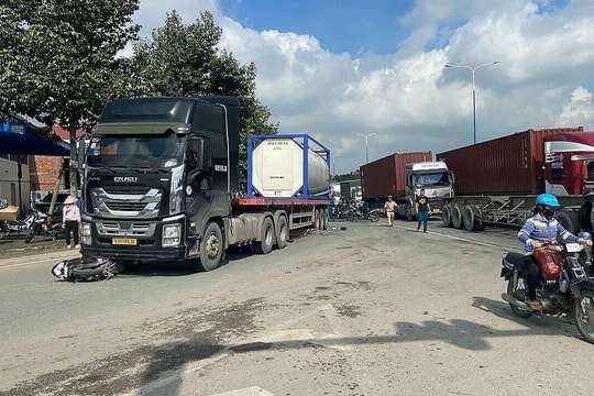 Ba người trong gia đình bị xe container cán tử vong tại TP HCM