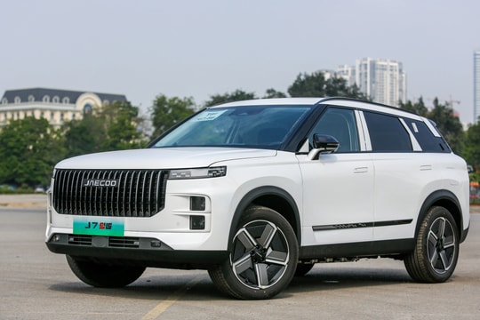 Loạt xe Omoda, Jaecoo giảm giá hàng chục triệu đồng tháng 11