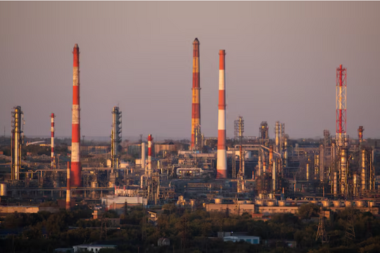 Romania và Bulgaria bảo vệ các nhà máy lọc dầu của Nga