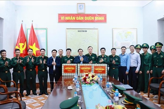 Thủ tướng Phạm Minh Chính thăm, động viên cán bộ, nhân dân xã biên giới Yên Khương, Thanh Hóa