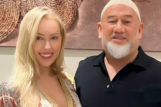 Kết buồn của ca sĩ Mỹ với cựu vương Malaysia