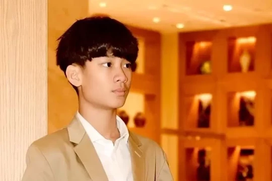 Tủ đồ hiệu của con trai Lệ Quyên