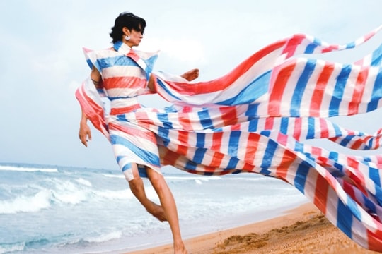 Những màn biến tấu của fashionista Harry Nista