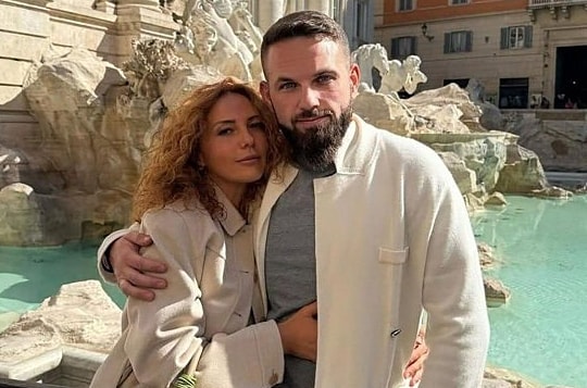 Vợ chồng triệu phú tiền điện tử bị bắt cóc, chôn xác dưới sa mạc