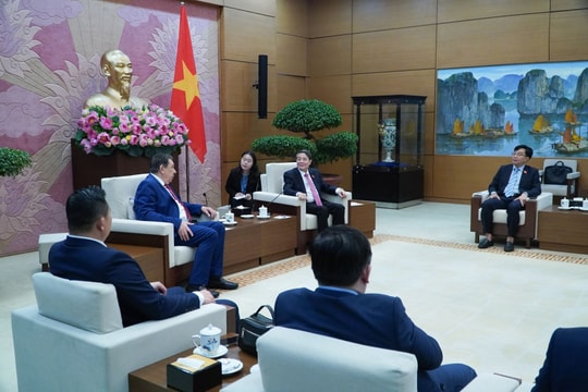 Góp phần thúc đẩy hợp tác hàng hải giữa Việt Nam và Hy Lạp