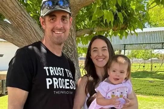 Kỳ tích vợ cứu chồng khỏi sống thực vật