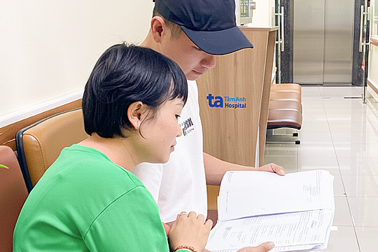 Bà bầu vừa chữa ung thư vừa giữ thai an toàn đến ngày sinh