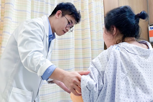 Gãy xương cẳng tay sau cú ngã