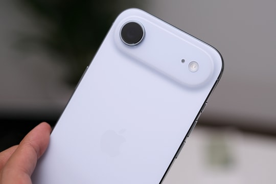 Nghịch lý iPhone Air - thắng về tiếp thị, thua về doanh số