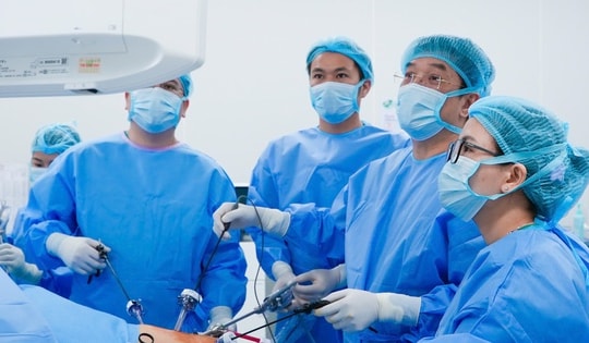 Vinmec trình diễn kỹ thuật ghép gan sống phức tạp tại Hội nghị Ghép tạng Việt Nam 2025