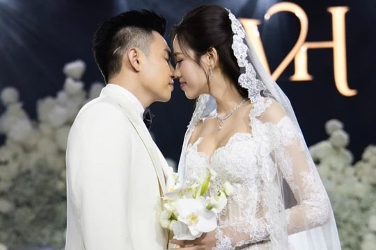 Hoàng Thùy bắt được hoa cưới của Đỗ Thị Hà