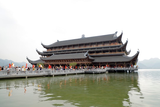 Giao lưu văn hóa Phật giáo Việt Nam và Nhật Bản tại ngôi chùa lớn nhất Việt Nam