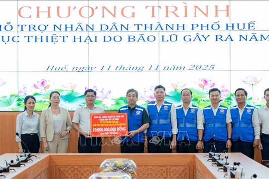 Thành phố Hồ Chí Minh hỗ trợ Huế 20 tỷ đồng khắc phục bão lũ