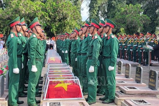 Truy điệu, an táng 18 hài cốt liệt sĩ hy sinh tại xã Ia Boòng, Gia Lai