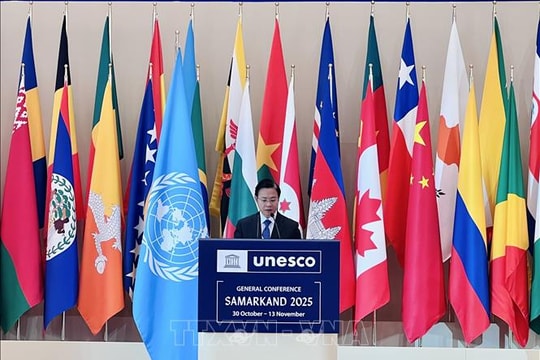 Thứ trưởng Bộ Ngoại giao Ngô Lê Văn giữ chức Chủ tịch Ủy ban Quốc gia UNESCO Việt Nam