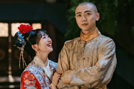 Phim 'Hoàn Châu' - minh tinh hiện đại lạc ở Tử Cấm Thành