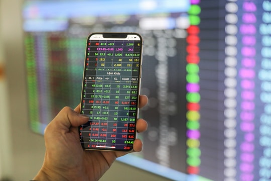 Chứng khoán hồi phục mạnh