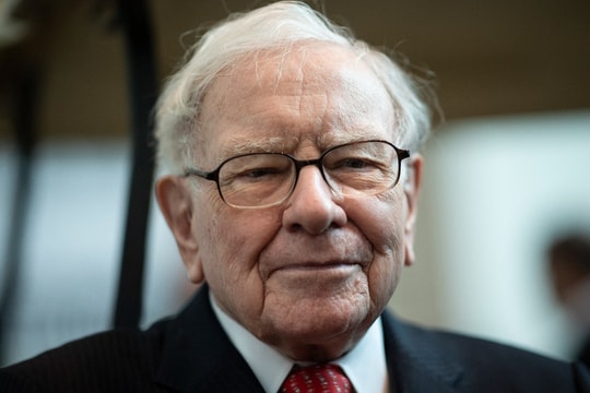 Warren Buffett tăng tốc quyên góp tài sản làm từ thiện