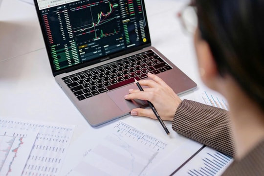 Dragon Capital: Nhà đầu tư cần kiên định với chiến lược dài hơi