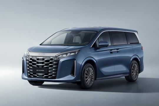 BYD M9 - đối thủ Volkswagen Viloran có giá từ 1,999 tỷ đồng