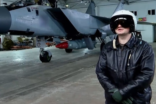 Nga tuyên bố phá âm mưu đánh cắp tiêm kích MiG-31 mang Kinzhal