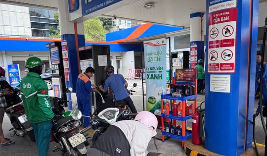 Bất ngờ sức mua xăng sinh học E10 ở các cây xăng