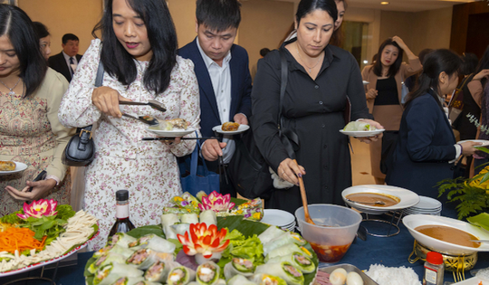 Thưởng thức tinh hoa ẩm thực toàn cầu tại Hà Nội