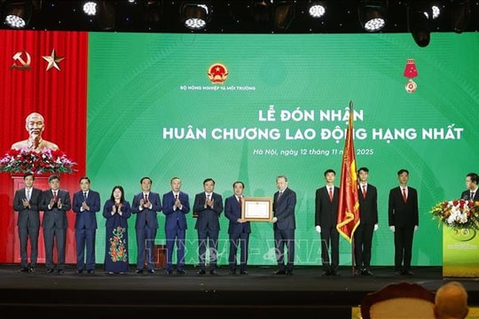 Ngành Nông nghiệp và Môi trường đã trở thành nhân tố quan trọng trong kỷ nguyên phát triển mới